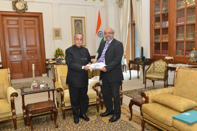 Pranab-Mukherjee-and-Cyriac-Maprayil-